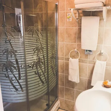 Hotell Conny's (adults Only) 2*