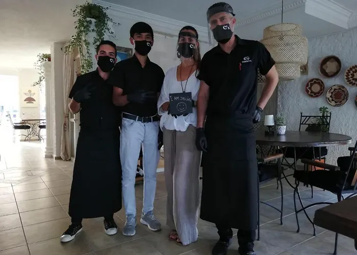 호텔 Conny's (adults Only)