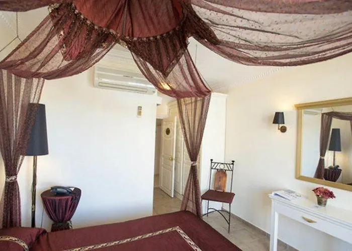 Hotel Conny's (adults Only)