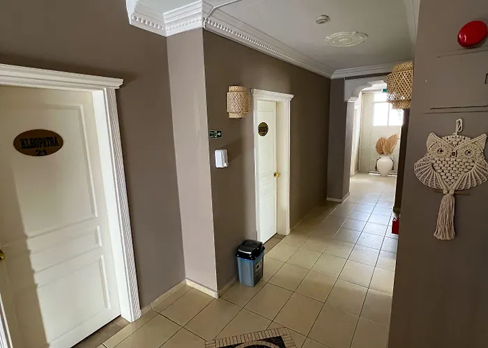 Conny's (adults Only) 호텔