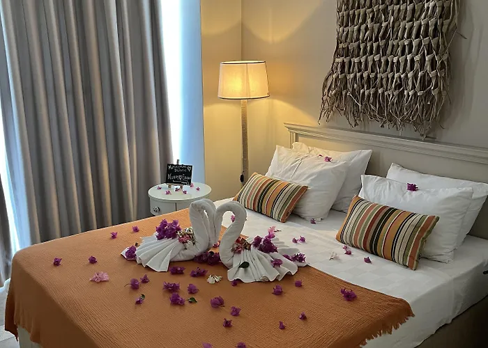 Hotel Conny's (adults Only) Side