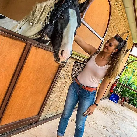 Conny's (adults Only) سيدي