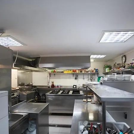 فندق Conny's (adults Only) 2*