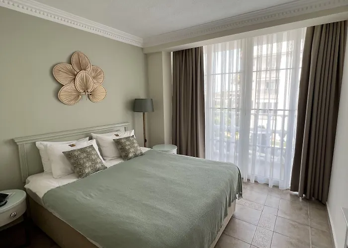 Hotel Conny's (adults Only) 2*